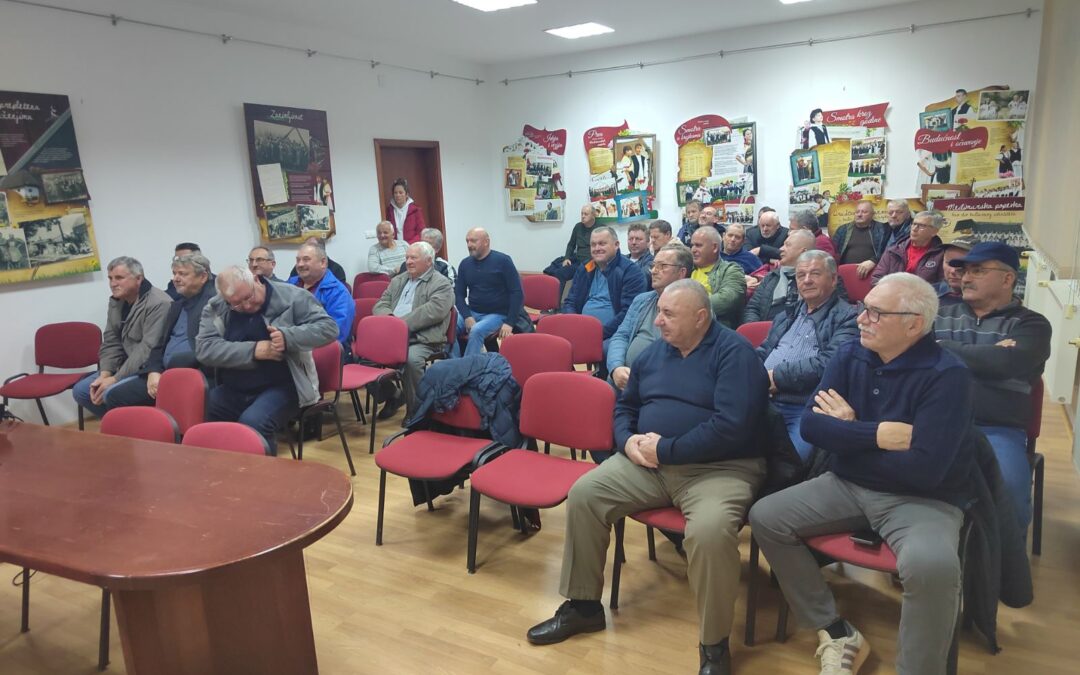 Održano stručno predavanje o suzbijanju i sprječavanju širenja zlatne žutice vinove loze