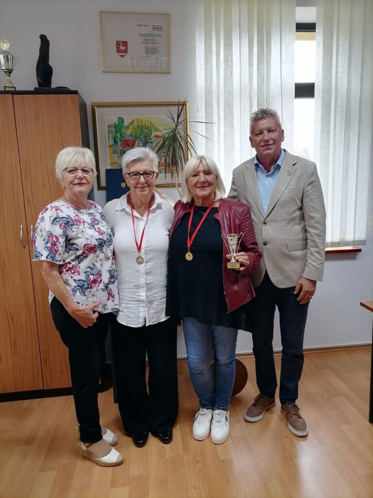 Uspješan nastup Svetomartinskih umirovljenika na županijskom natjecanju